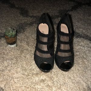 Black Jeweled Heels - PERFECT FOR NEW YEARS!!